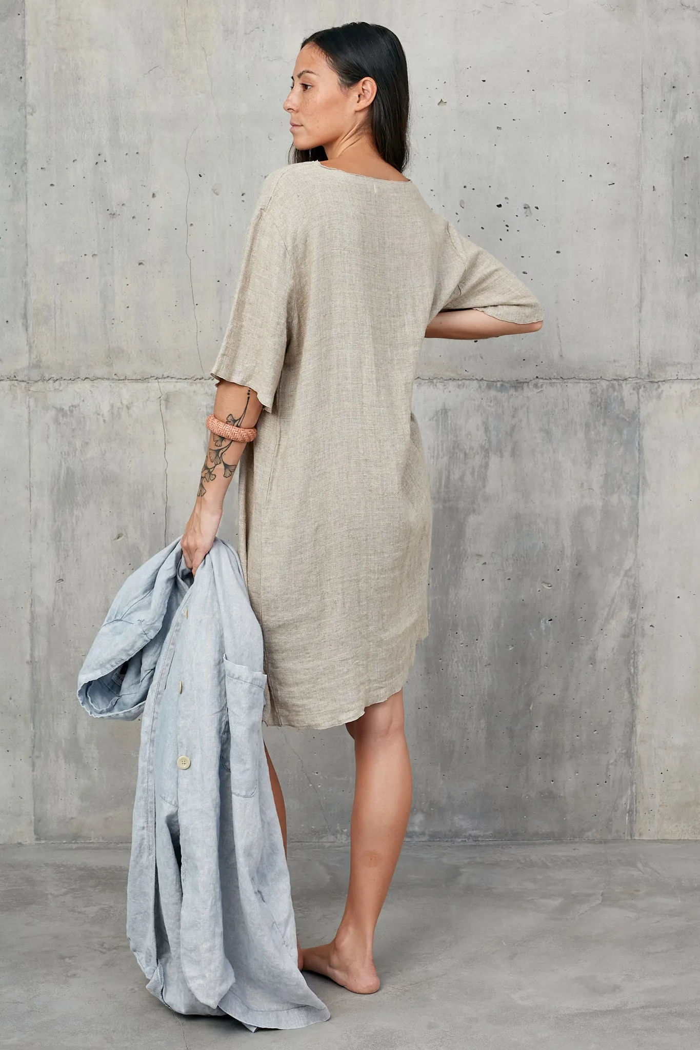 AYU [ pretty ] - raw linen short dress