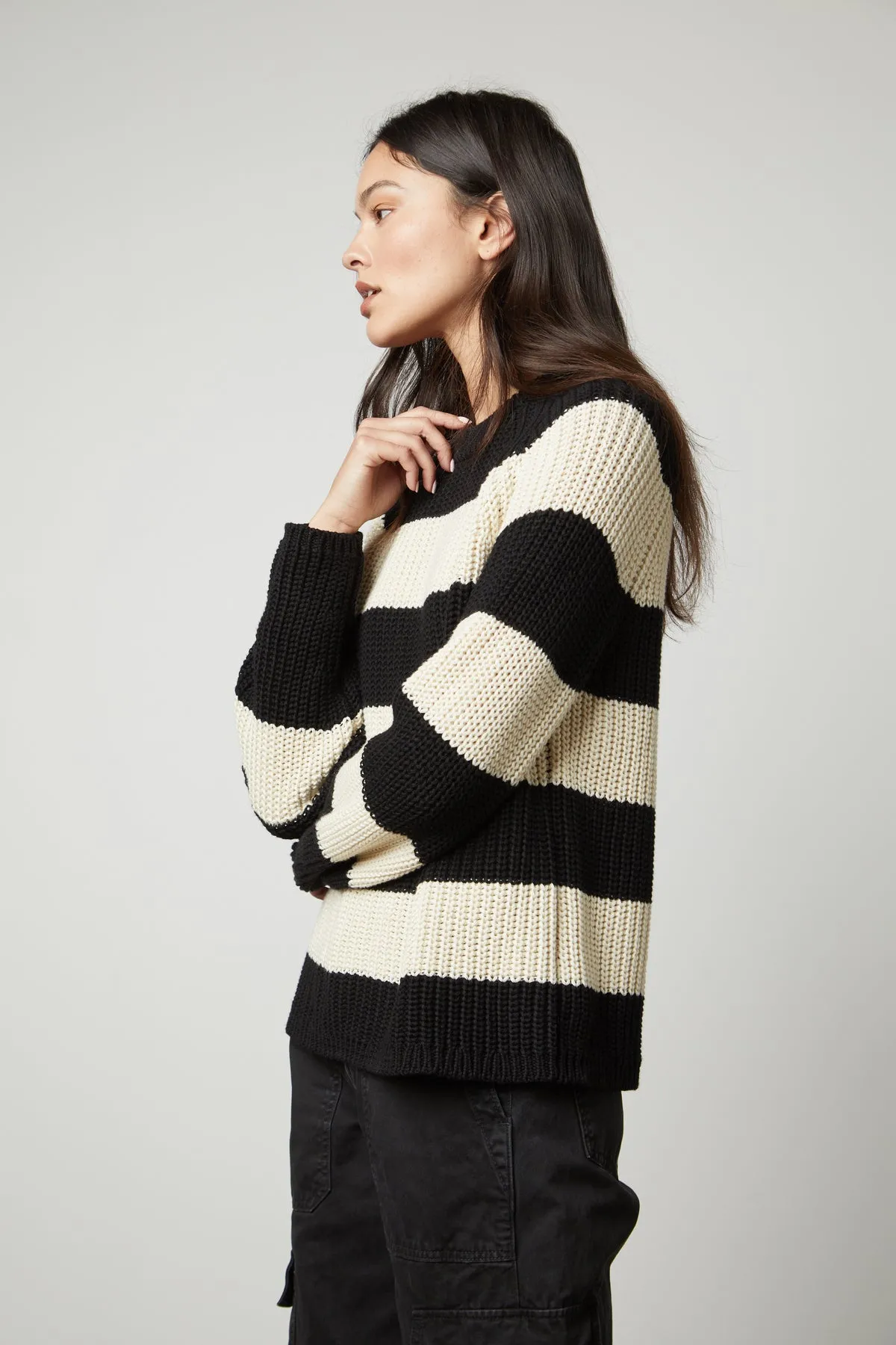 CIARA STRIPED CREW NECK SWEATER