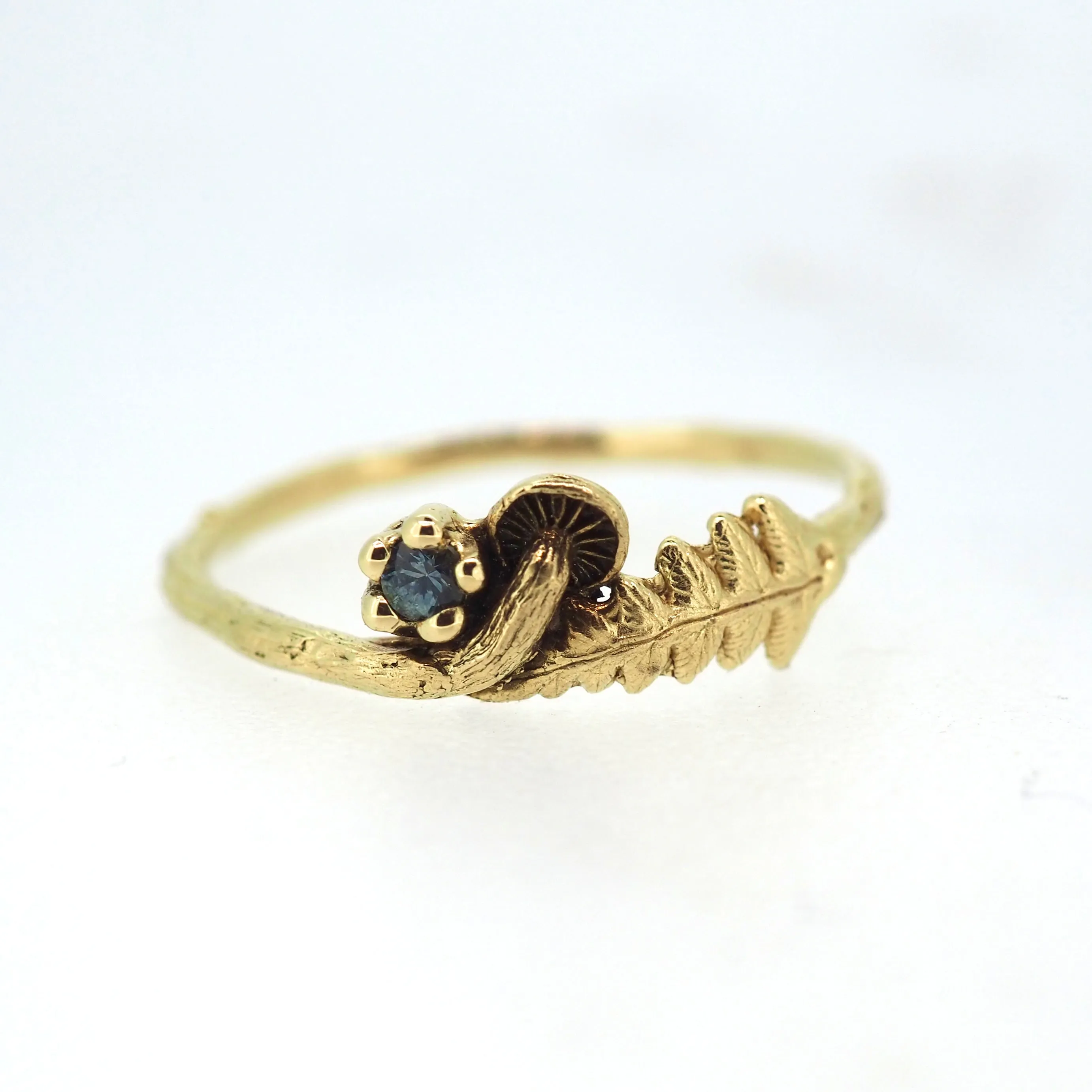 Fern and mushroom gemstone ring mini