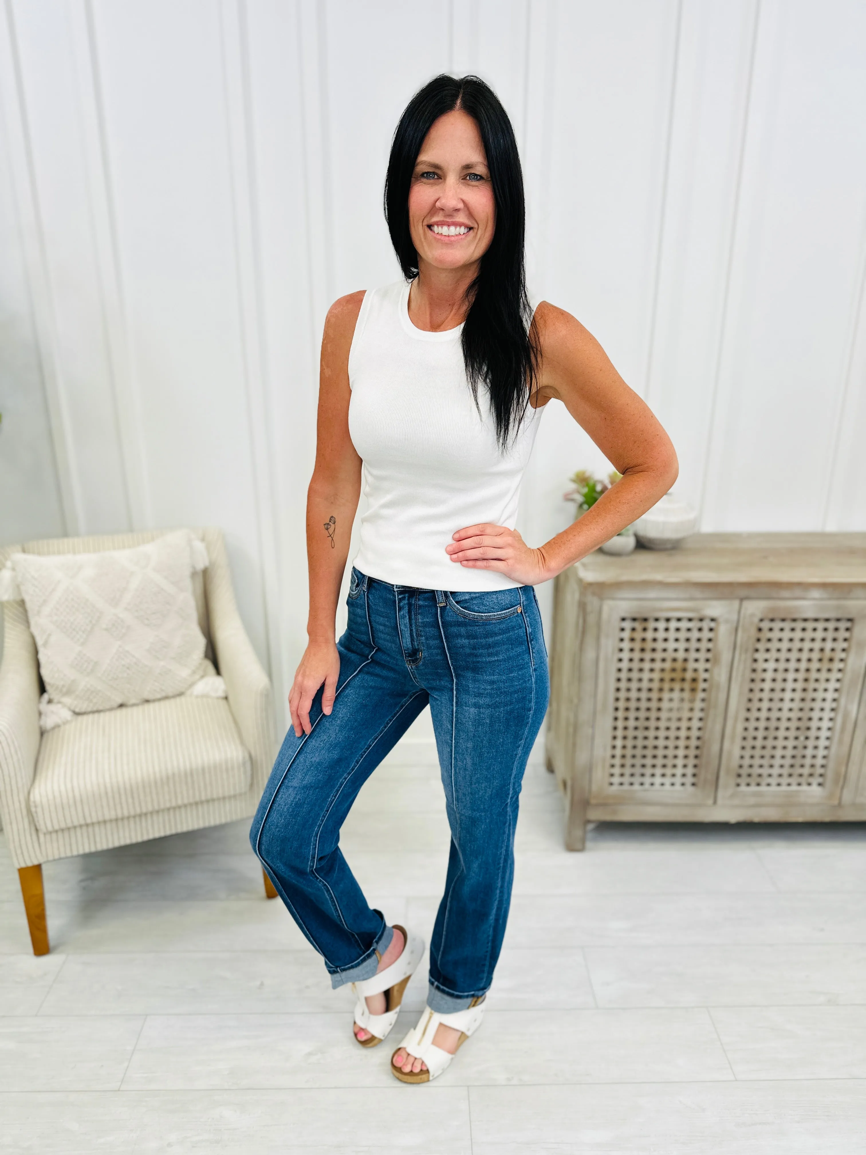 Judy Blue Waiting for You Cuffed Straight Leg Jeans in Reg/Curvy